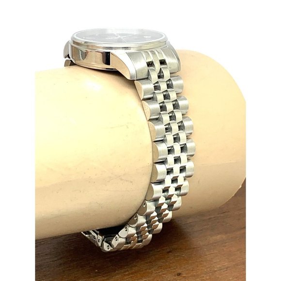 Bulova Women’s Watch 96P226 Silver Steel Diamond Black Dial Quartz 32mm - Picture 11 of 13